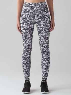 Lululemon Wunder Under Hi-Rise Tight Full-On Luxtreme 28" Mash Up White Black 6